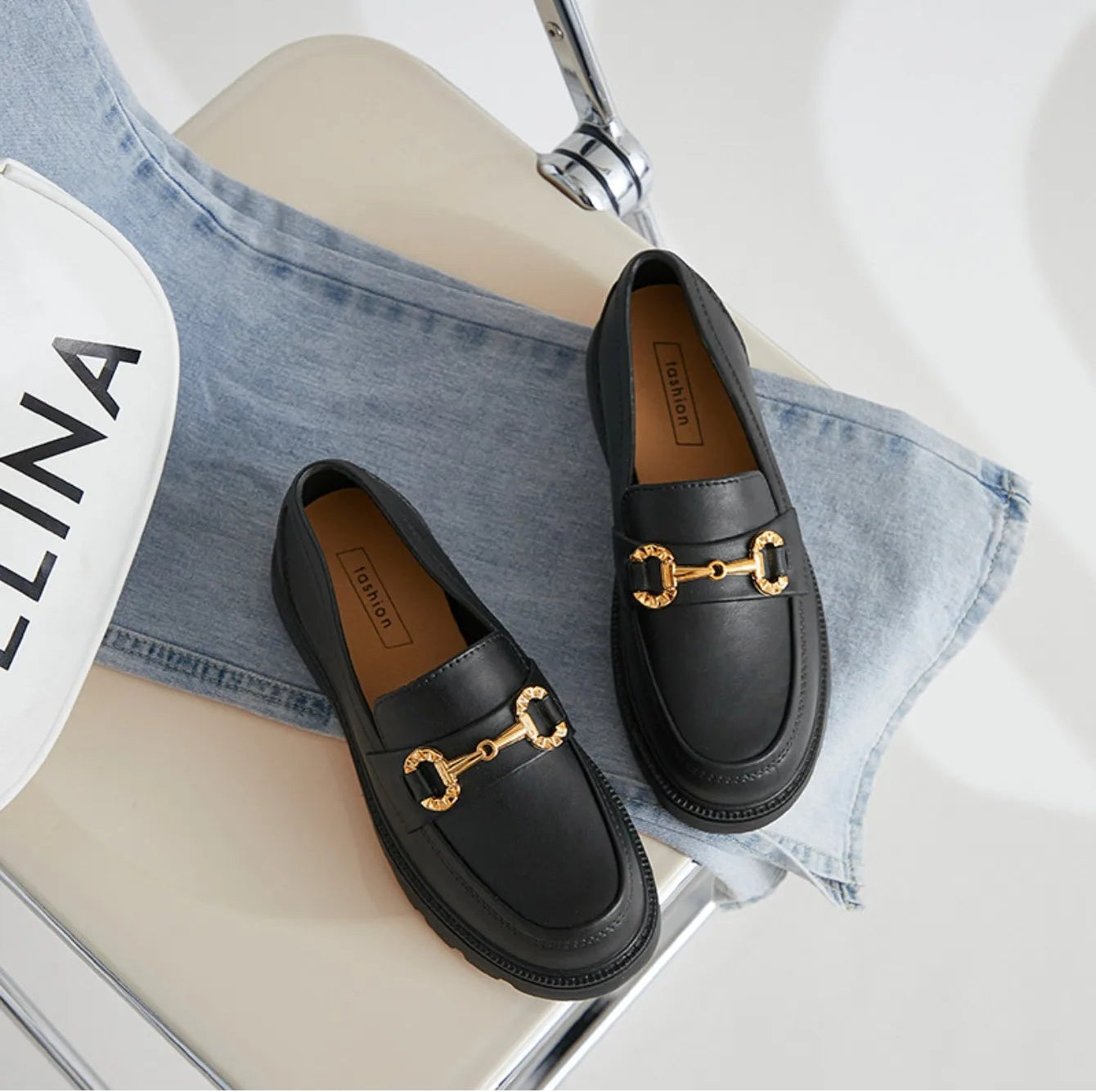 Loafers British Style Retro Small Gold Buckle Shoes