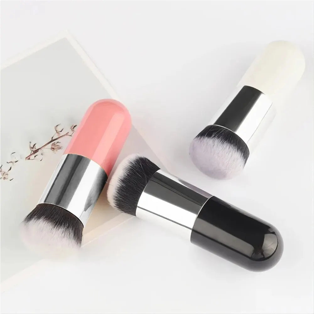 Short Haired Mushroom Head Foundation Brush