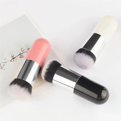 Short Haired Mushroom Head Foundation Brush