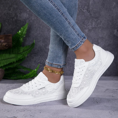 Vulcanized White Lightweight Athletic Skateboard Sneakers