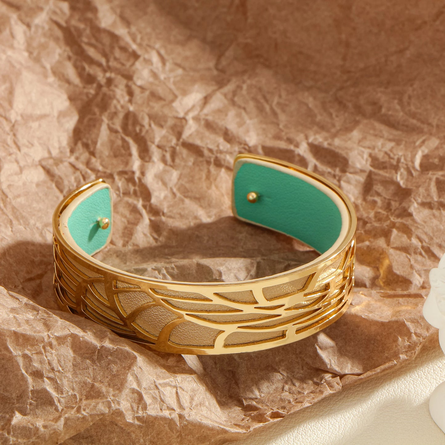 Hollow double-sided leather color replaceable bracelet