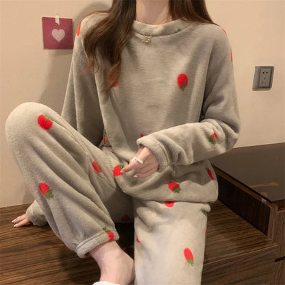 Soft Comfortable Velvet Jacquard Warm Sleepwear Pajama Sets