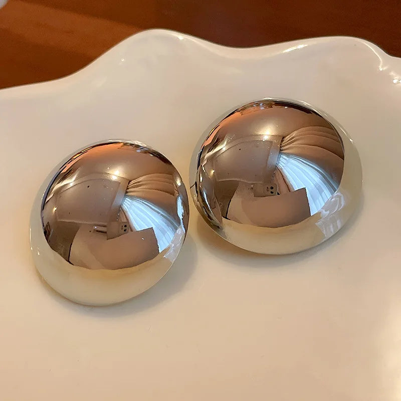 DANA Exaggerated Metal Stud Earrings