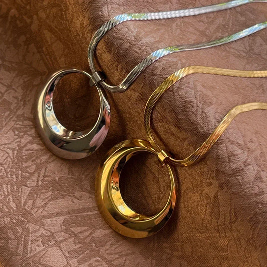 Exaggerated Punk Big Round O Shaped Necklace