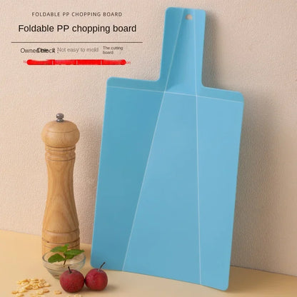 Creative foldable plastic cutting board