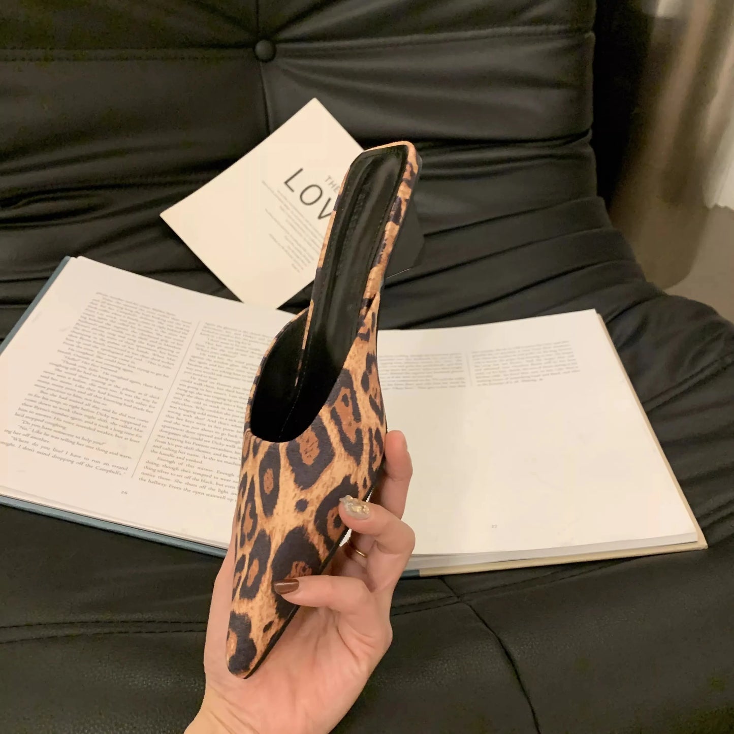 Luxury Elegant Low Heel Slipper