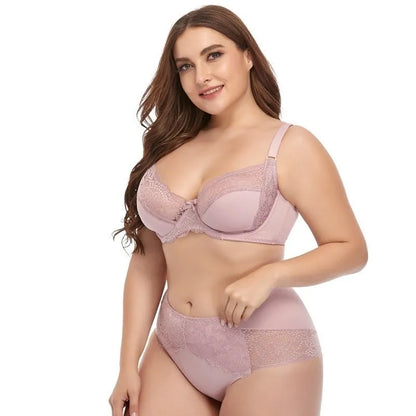 طقم ملابس داخلية مثيرة بمقاس كبير من الدانتيل من Beauwear
