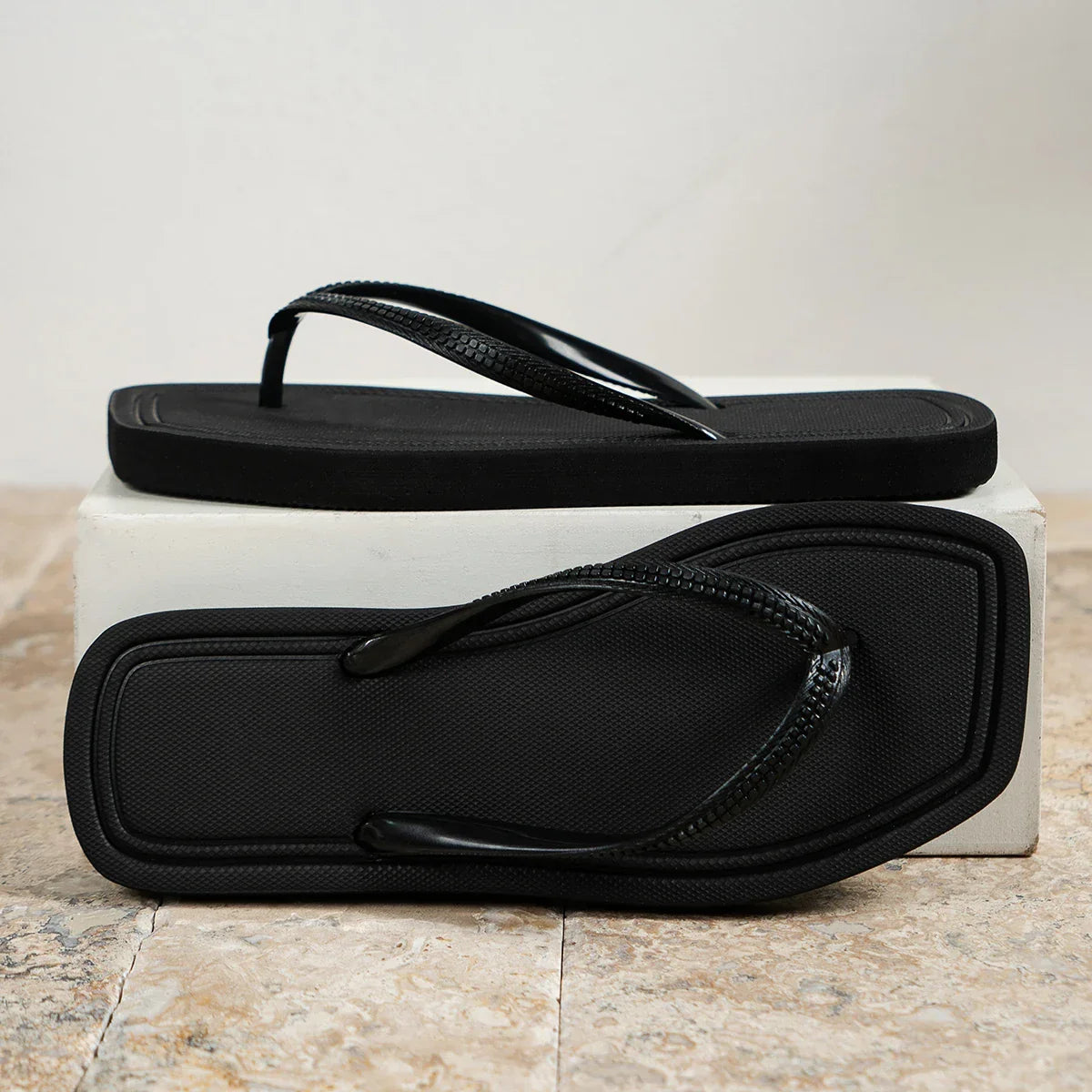 Flip Flops casual lightweight flat Slipper