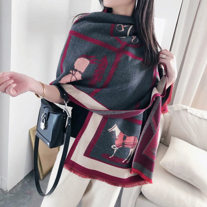 وشاح سميك من الكشمير الفاخر بطبعة حصان