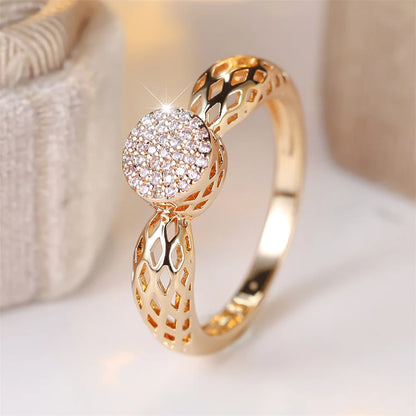 White Zircon Round Stone Hollow Metal Vintage Gold Rings