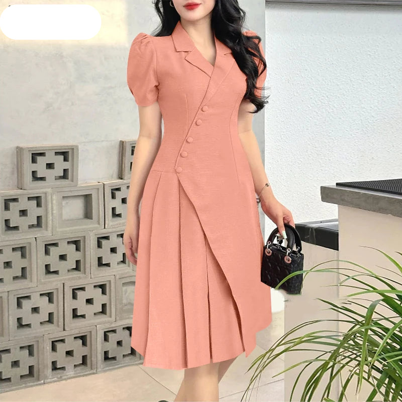 Elegante vestido de verano informal de manga corta