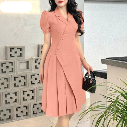 Elegante vestido de verano informal de manga corta