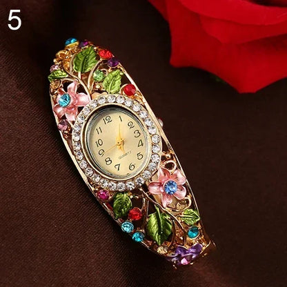 Reloj de pulsera de oro con flor de aleación de cristal de belleza