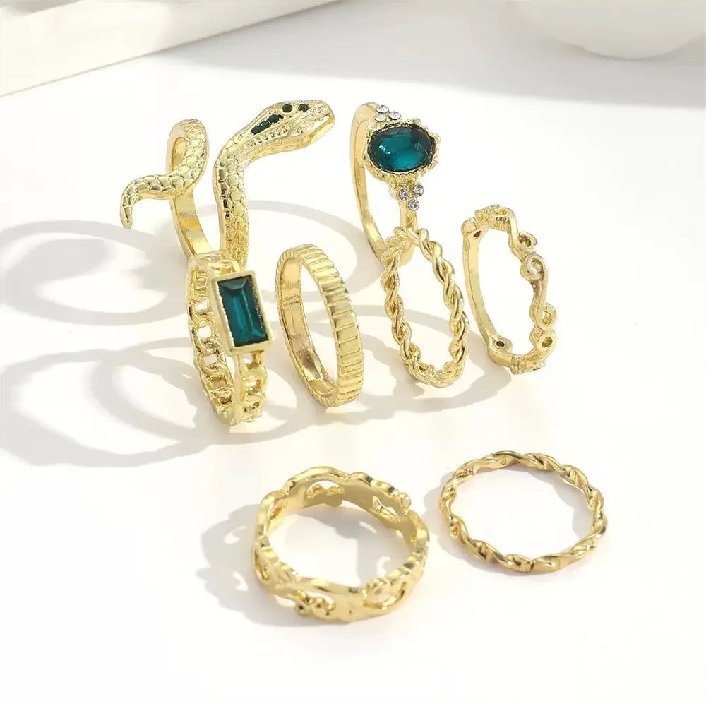 Retro Imitation Gemstone Snake-Shaped Twisted Rings