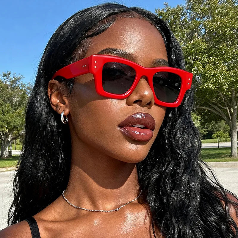 Bold Square Eyepieces lunettes Sunglasses