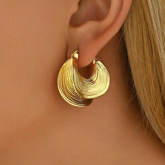 DANA Geometric Striped Large Buckle Earrings
