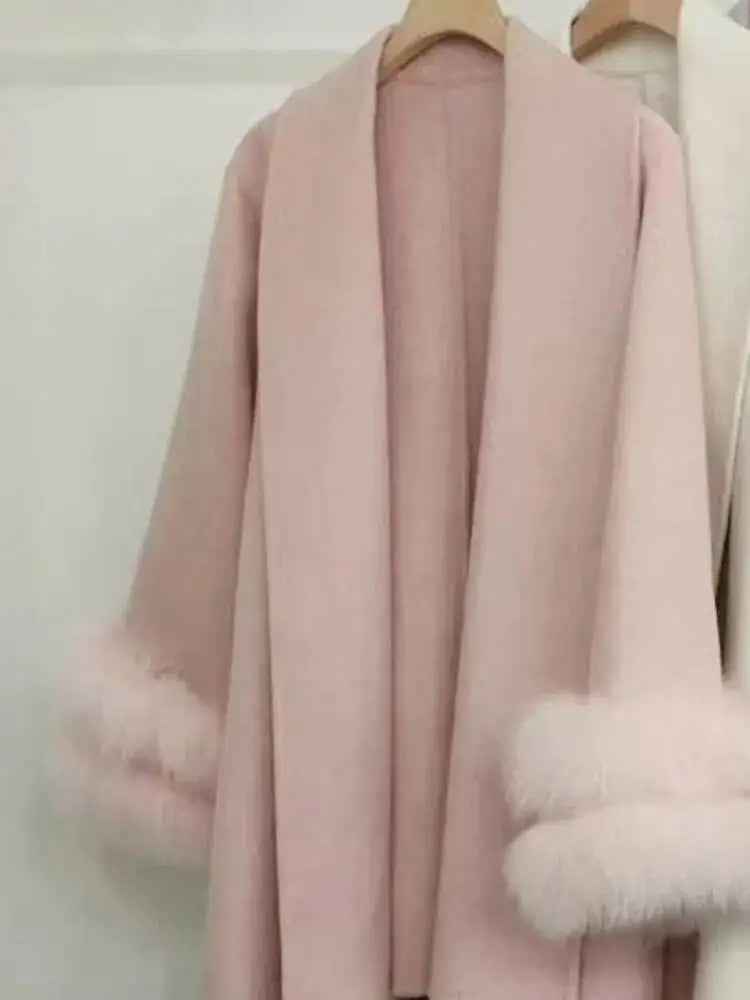 Abrigo de lana de manga larga con forro de piel