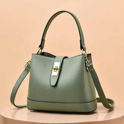 Shoulder handbag bag