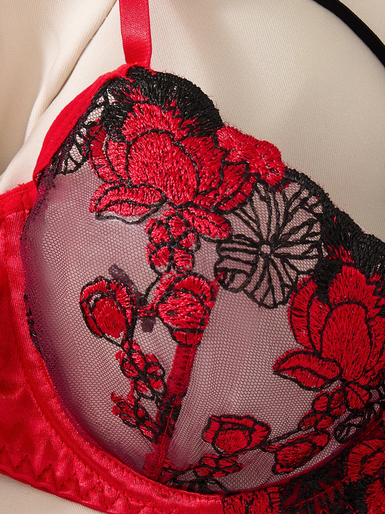 Two-piece embroidered bra set