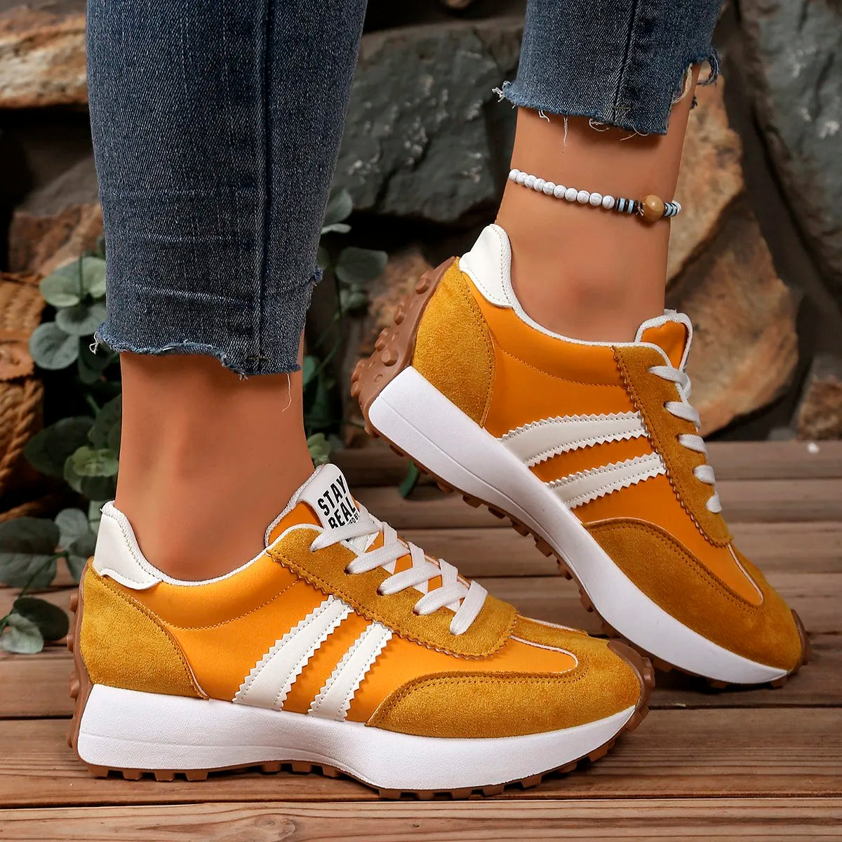 Elegant Lace Up Casual Sports Shoes