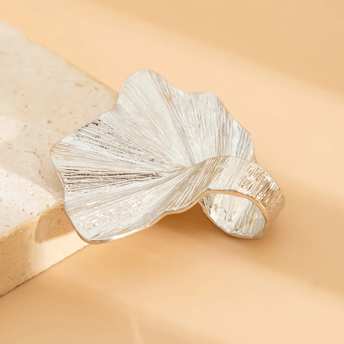 خاتم أوراق الجنكة - خاتم معدني كلاسيكي