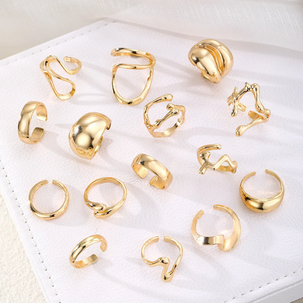 DANA Exaggerated Metal Irregular Rings