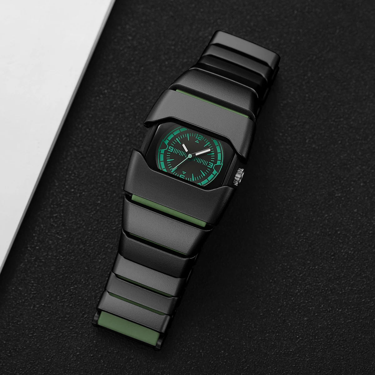 Plastic Strap Quartz Sports Watch