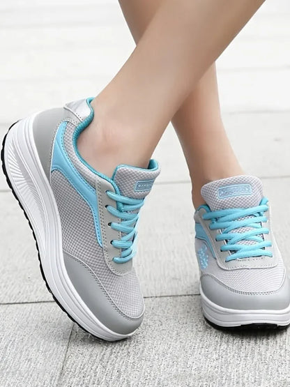 DANA Walking Platform Sneakers