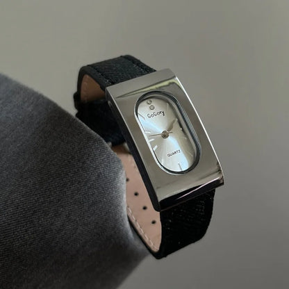 Vintage Rectangular Luxury Quartz Wristwatch