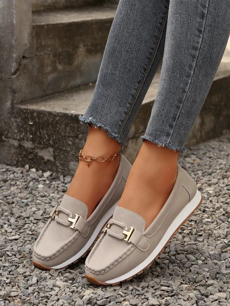 Buckle Low-top Casual Vulcanized Flat Shoes
