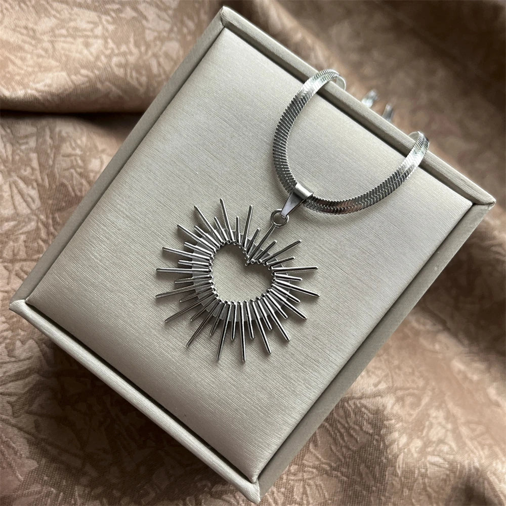 Exaggerated Punk Big Round O Shaped Necklace
