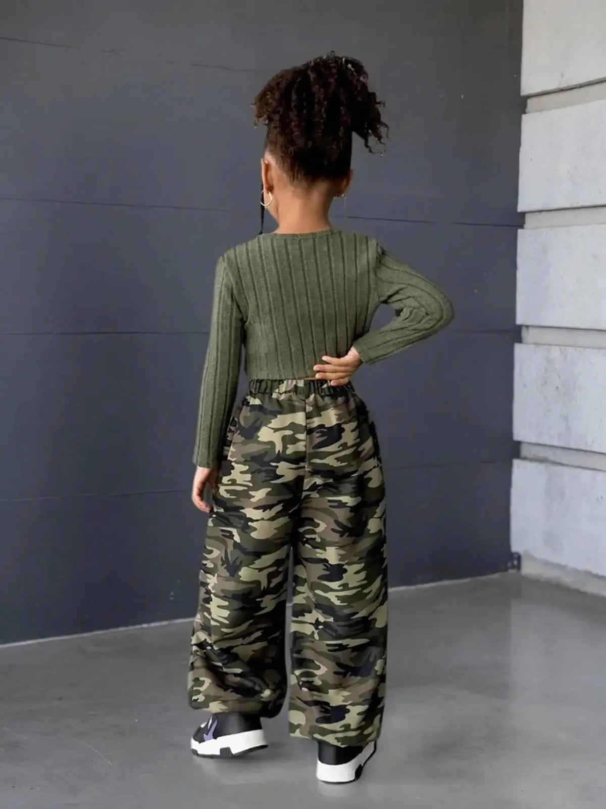 Sporty Casual Long Sleeve Top And Camo Print Pants Set