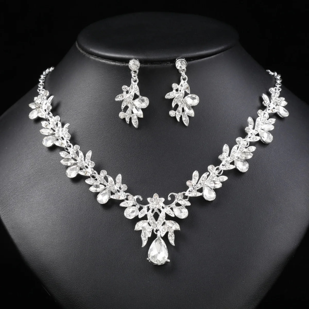 Cross Mirror Exaggerated Gemstone Necklace Set