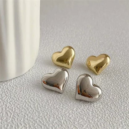 DANA Love Heart Shaped Stud Earrings
