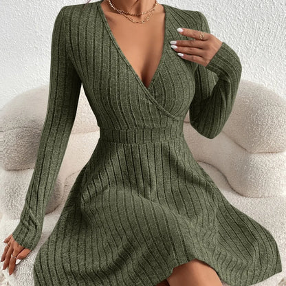 V-neck Sexy Big Swing Long-sleeved Dress