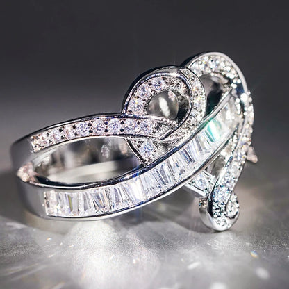 Huitan Heart Design Inlaid Shining Cubic Zirconia Elegant