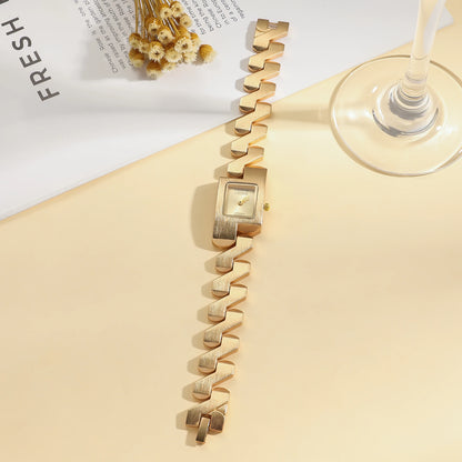 luxury mixed Arabic numeral dial quartz watch.