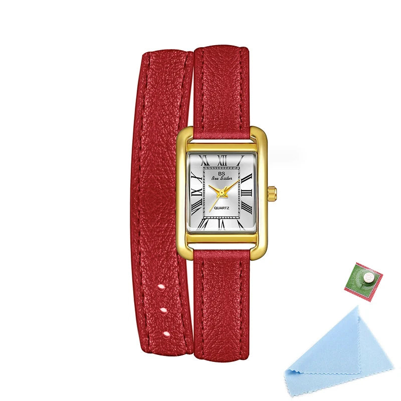 ساعة مربعة من الجلد باللون الوردي الذهبي العتيق