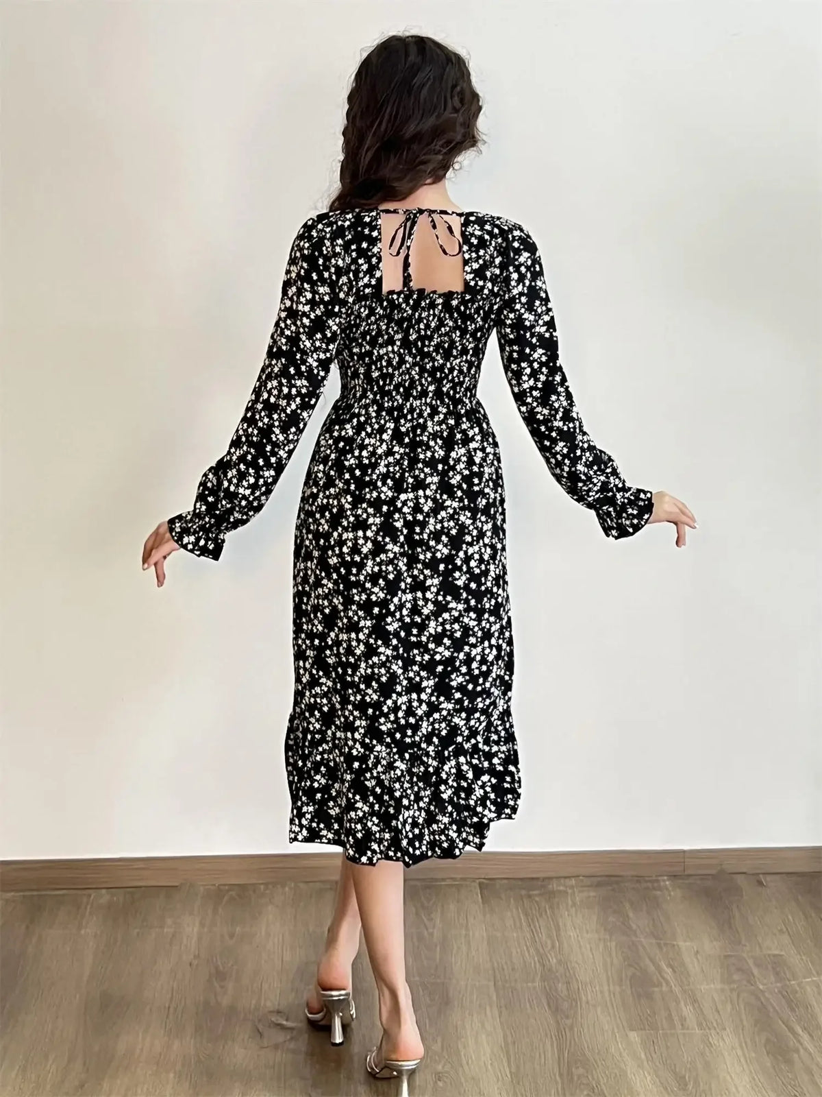 Long Sleeve Casual Chiffon Floral Elastic Chest Lace Up Midi Dress