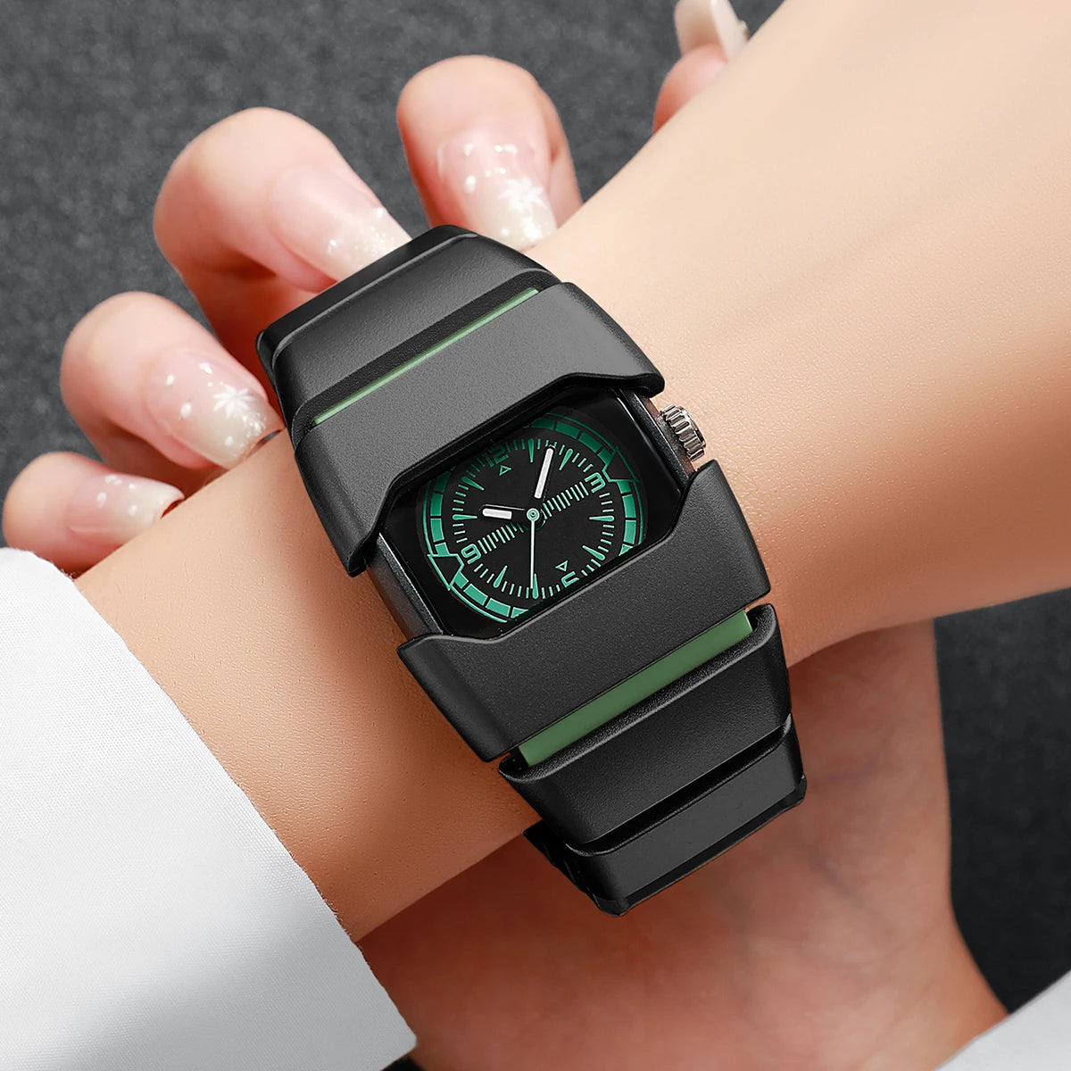 Plastic Strap Quartz Sports Watch