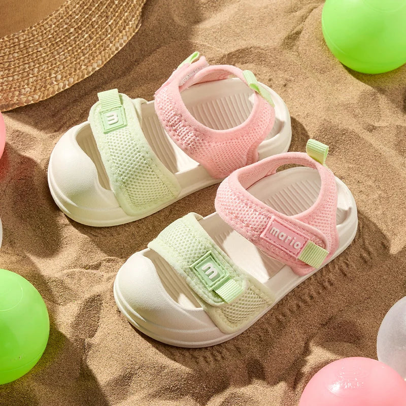 Cheerful Mario sports sandals for kids
