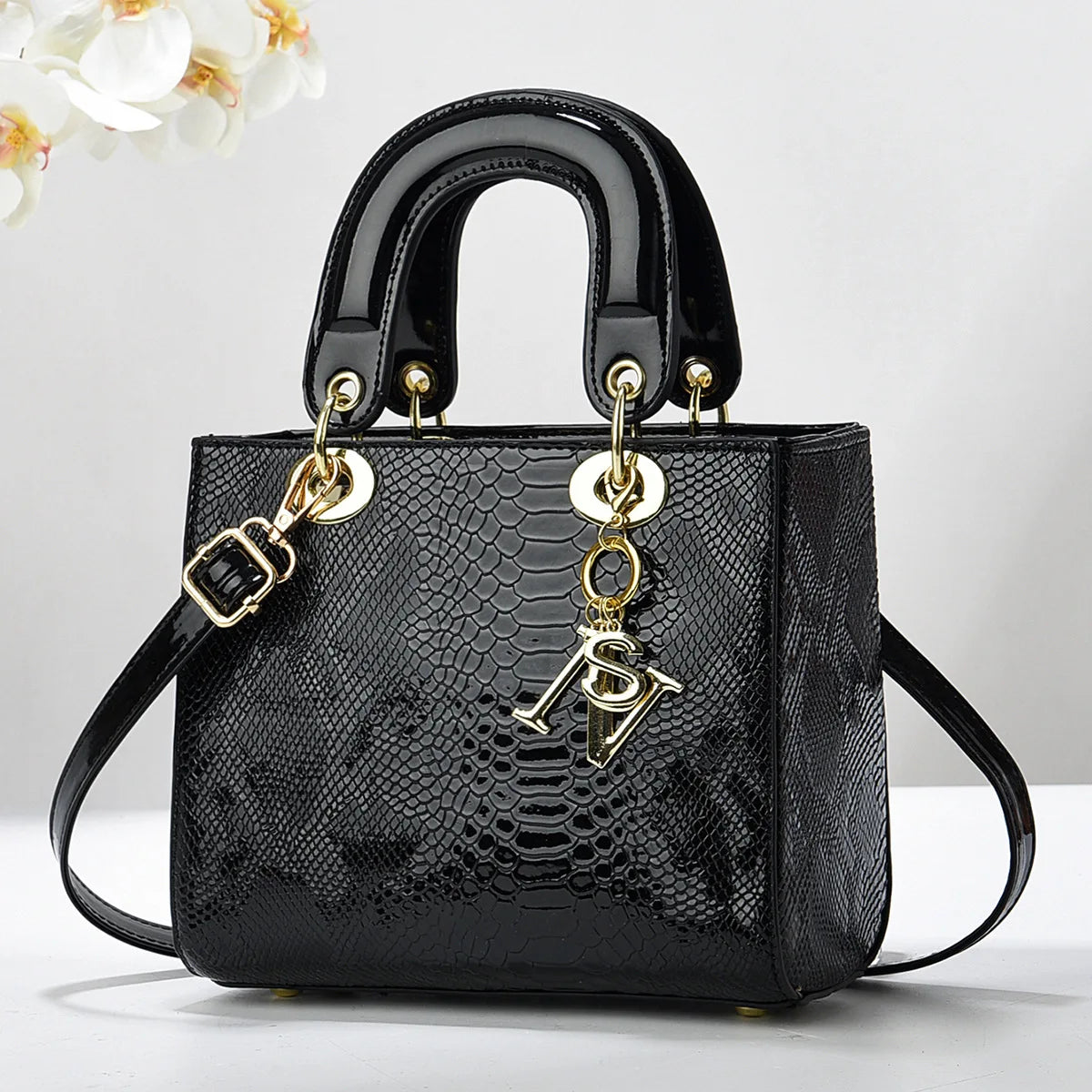 DANA PU Leather Crocodile Shoulder Bag