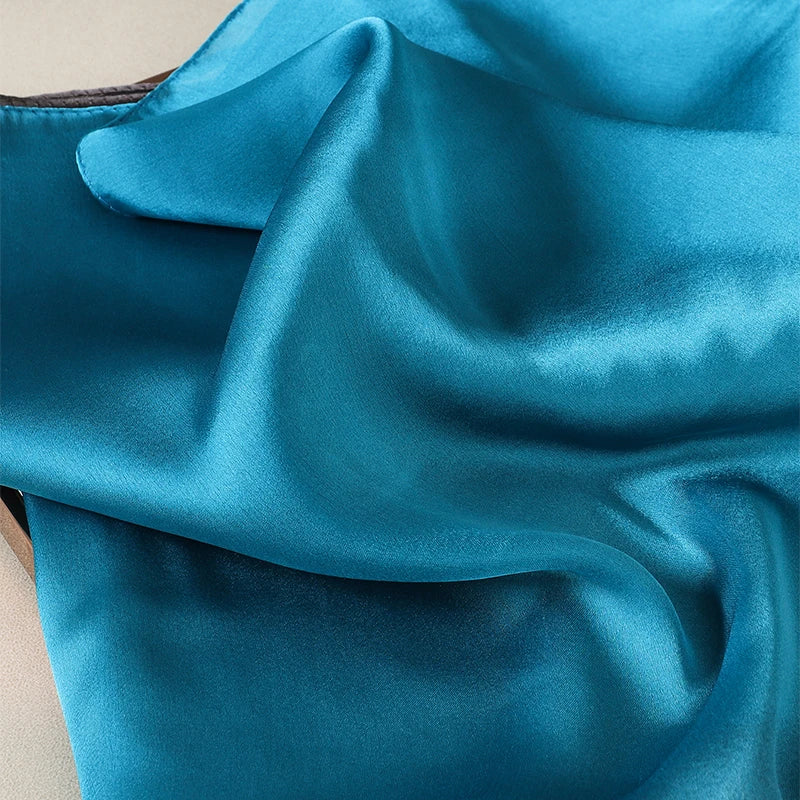 Pañuelo de seda degradado de lujo