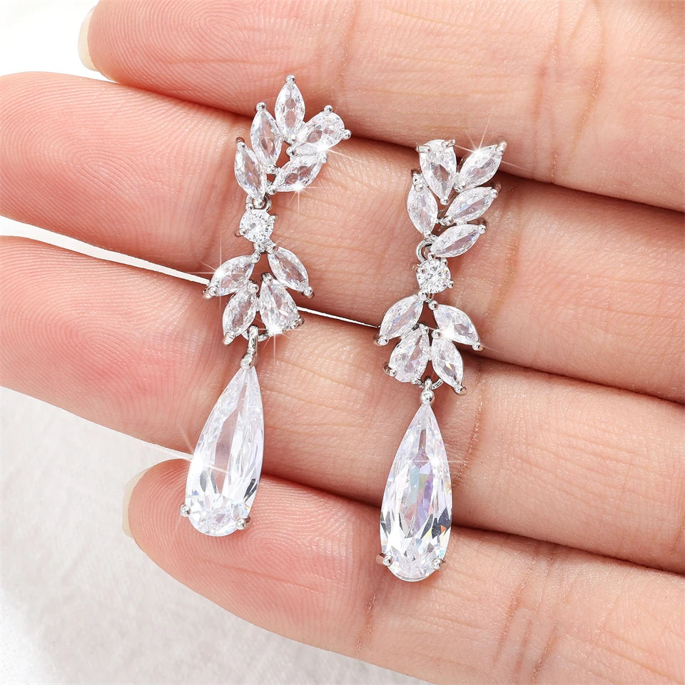 White Zircon Leaf Dangle Shinny Water Drop Crystal Earring