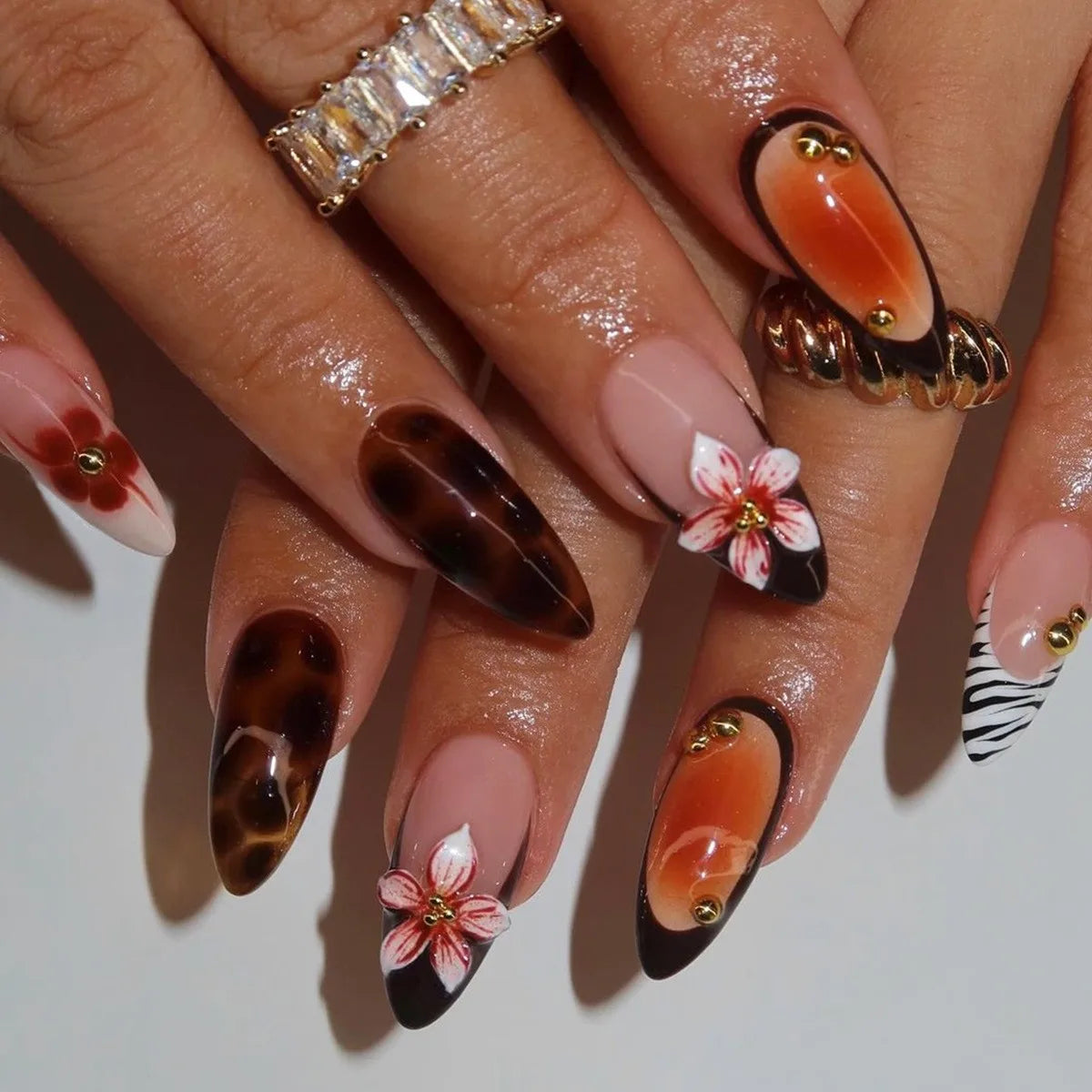 24Pcs Gilded 3D Flower Press on Nails Black French Leopard Print False Nails