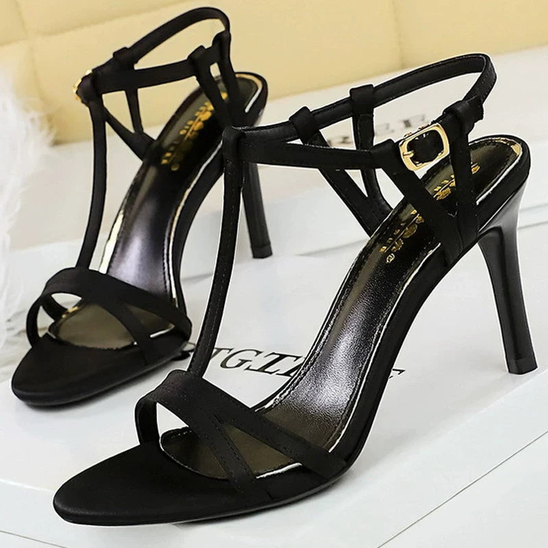 high-heeled buckle strap Shoes