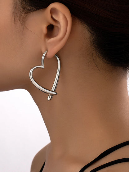 Exquisite Personalized Heart-Shaped Earrings