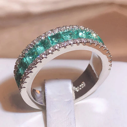 Retro Shape Green Zircon Sliver Color Love Ring