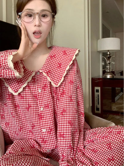Long-Sleeved Pajamas Set