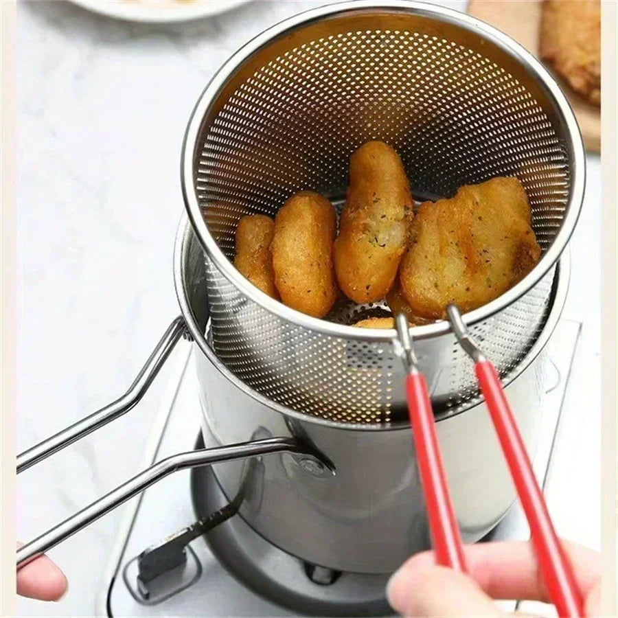 Stainless Steel Fryer with Filter Screen Household Small Oil Pot